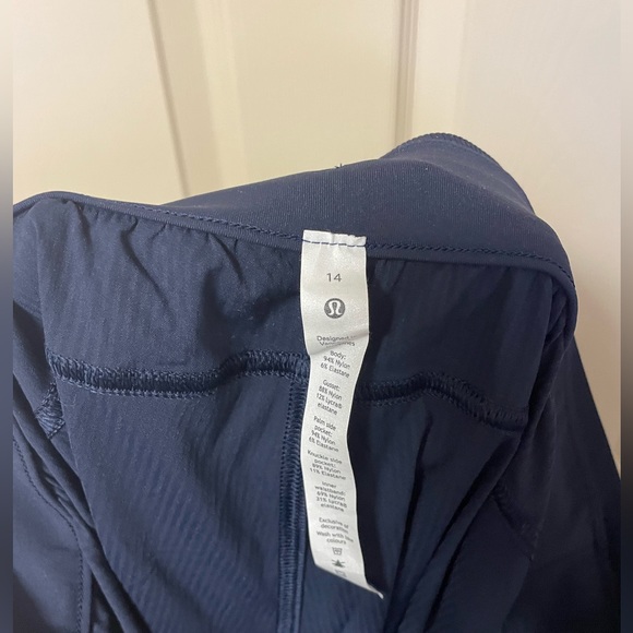 Lululemon pants! Selling because I just don’t reach for them! - Picture 3 of 3